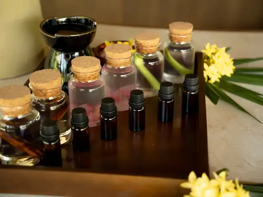 Kuara spa botanicals and oils